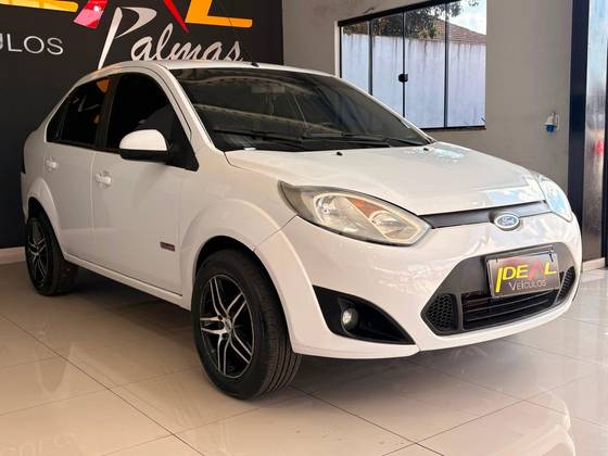 FORD FIESTA 1.6 ROCAM 8V FLEX 4P MANUAL FORD FIESTA 1.6 ROCAM 8V FLEX 4P MANUAL